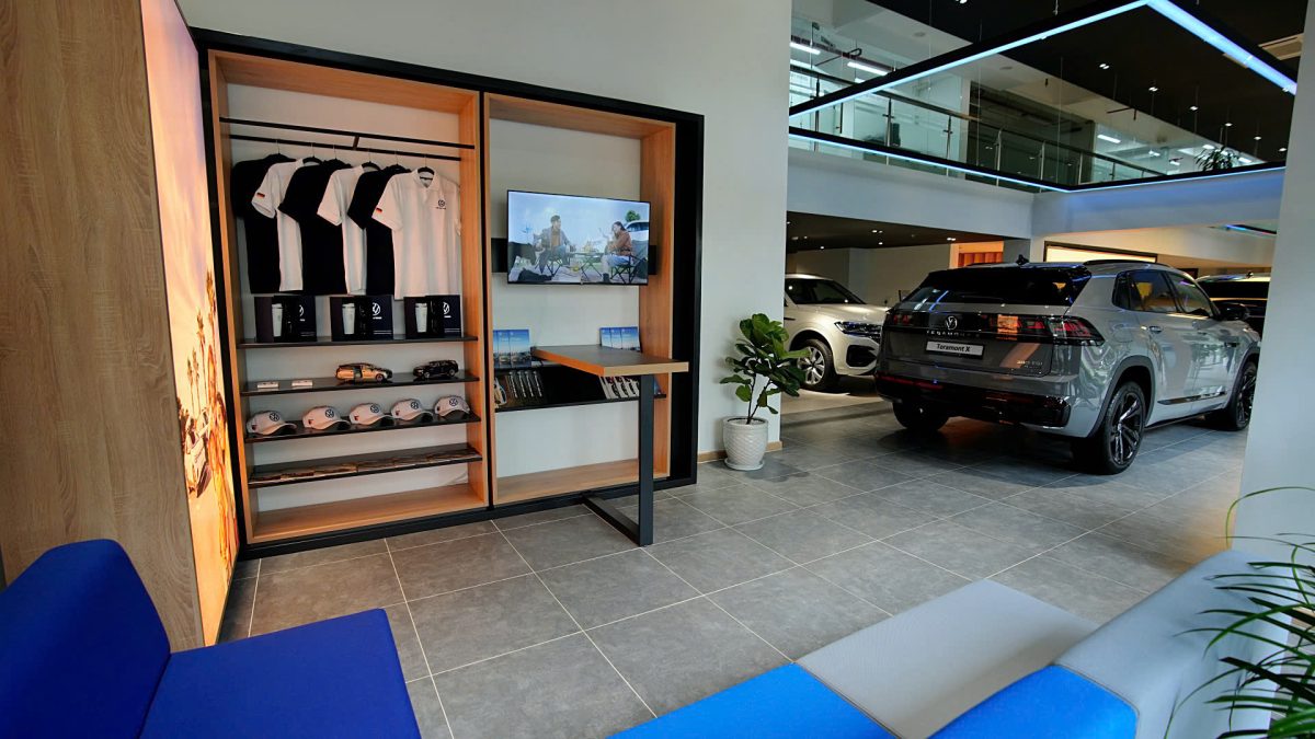 Không gian nội thất hiện đại của Volkswagen City Store Phú Mỹ Hưng theo mô hình City Store.